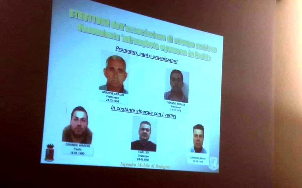 Affari milionari e aggressioni ai giornalisti, la parabola del clan in Emilia