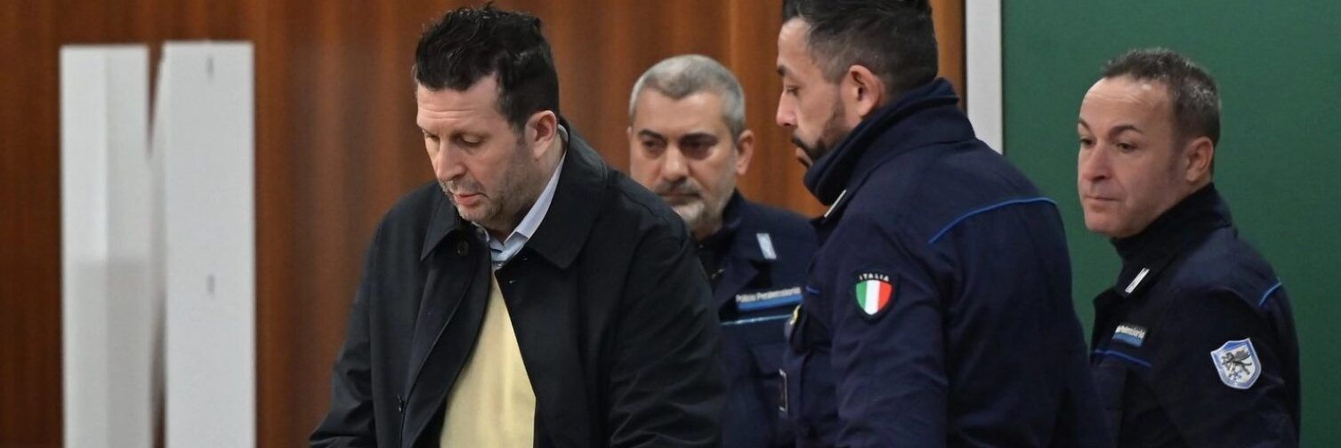 Uccise la figlia e la moglie a martellate nel Varesotto, ergastolo per Maja