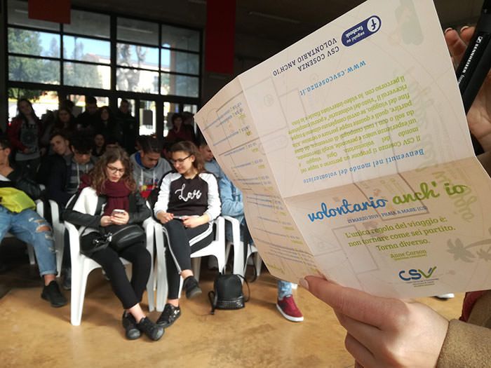 Cosenza, gli studenti scoprono il volontariato (e saranno clochard per un giorno)