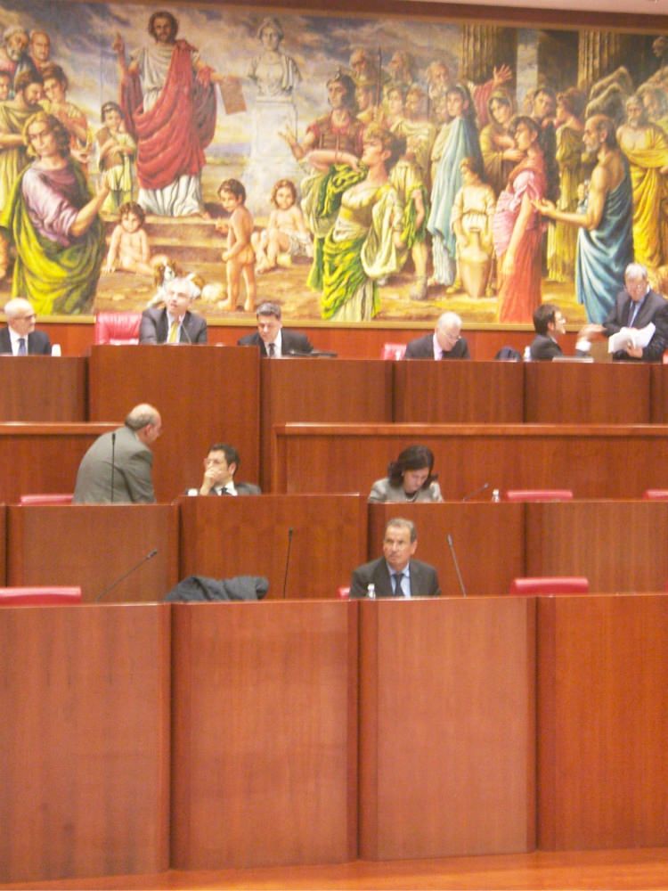 Finanziaria regionale da cambiare: «Più incarichi legali all`esterno»