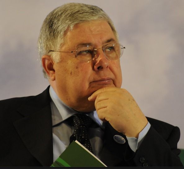 L'appello dei big dem: «Mario, abbraccia il nostro percorso a sostegno di Callipo»