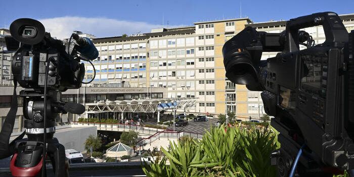 Notte tranquilla per Papa Francesco al “Gemelli”