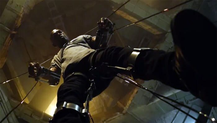 Proiettato film horror in terza media, malori in aula e proteste