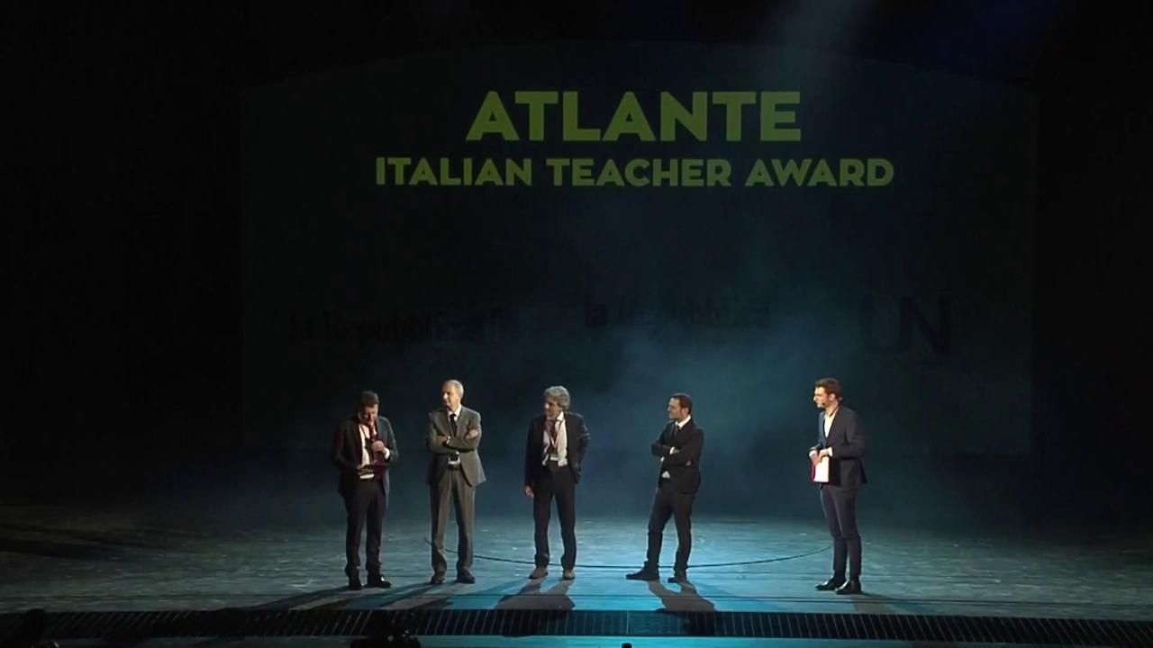 Miglior docente italiano dell’anno, una prof di Crotone tra i finalisti