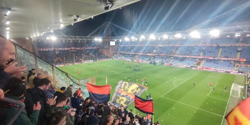 Nuovo tonfo esterno per il Cosenza, sconfitto per 4-0 dal Genoa. Vince solo il tifo rossoblù