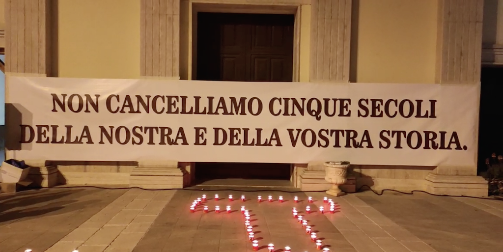 «Non cancelliamo cinque secoli di storia». Cutro prova a “fermare” i frati minori