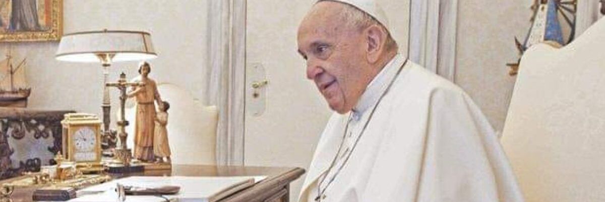 Decorso clinico positivo per il Papa. «Sarà dimesso nei prossimi giorni»