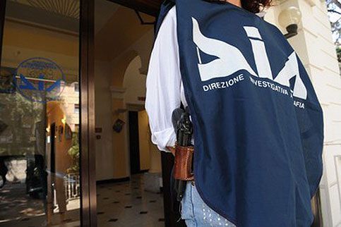 'Ndrangheta in Lombardia, la Dia sequestra appartamenti e conti