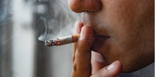 fumatore fumo sigaretta sigarette