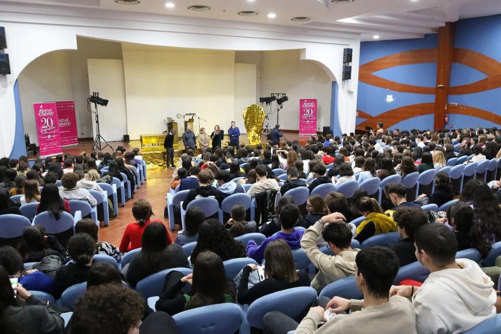 In scena a Catanzaro la prima nazionale di “Le verità di Medea”