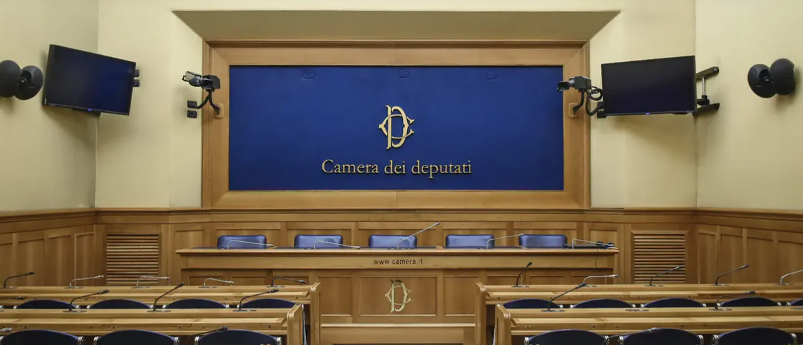 Remigrazione, conferenza alla Camera. Bufera su Furgiuele