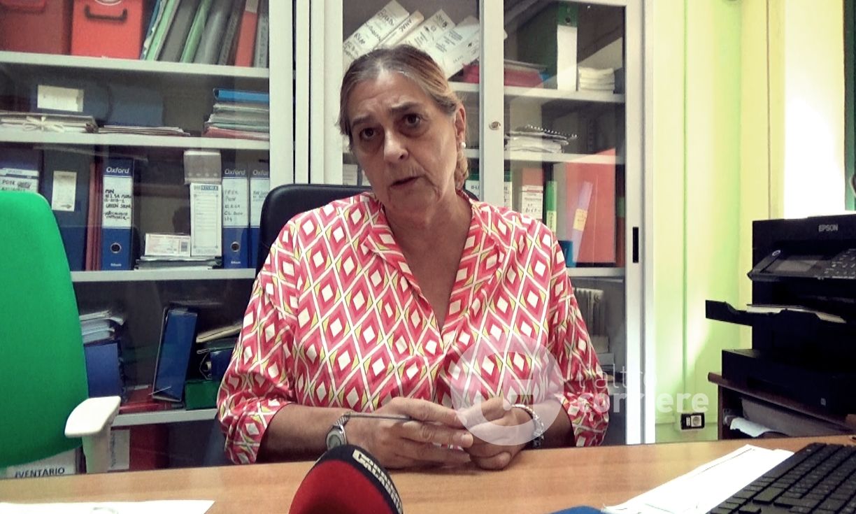 Il dimensionamento scolastico e il “caso” Sant’Eufemia. Parla la dirigente: «Lavorare così sarà proibitivo» – VIDEO