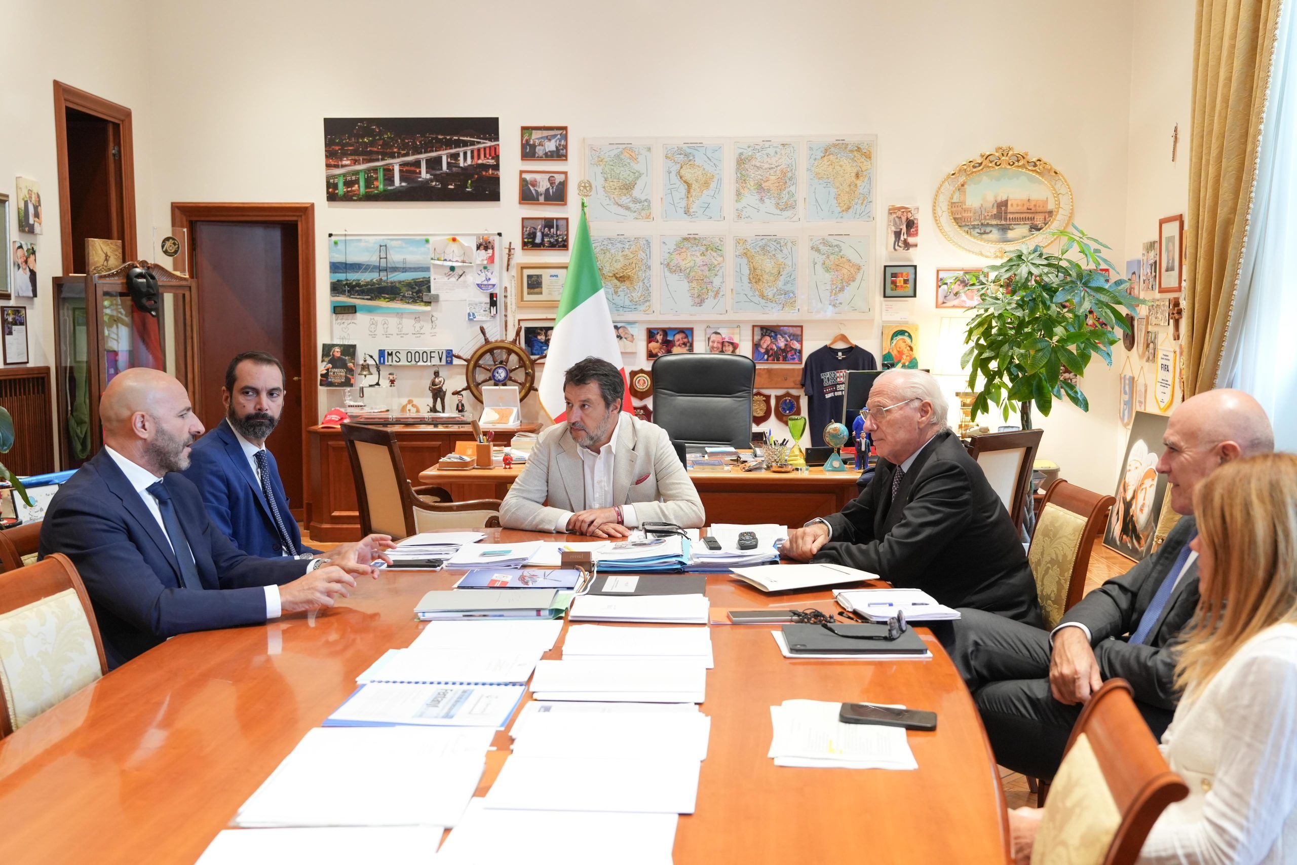 Ponte sullo Stretto, incontro tra Salvini e il sindaco di Messina