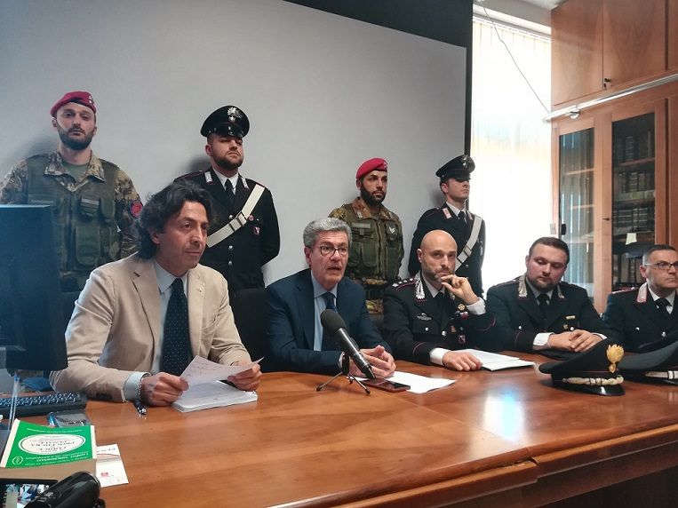 “Crutch”, la droga nella stampella per eludere i controlli