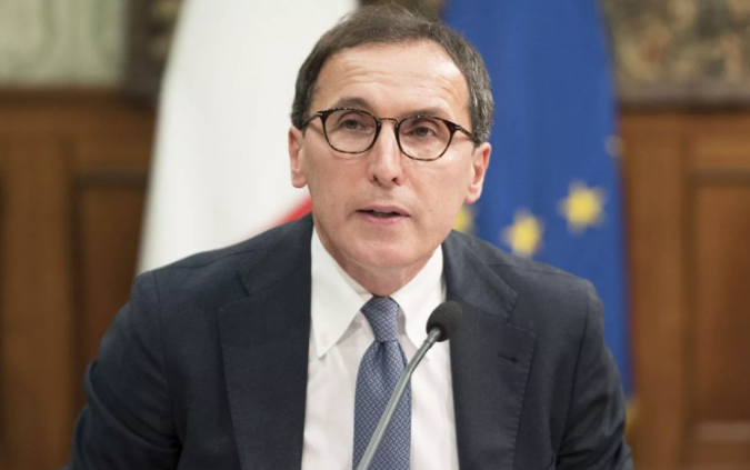 Verso la nuova “stretta” del governo, le Regioni chiedono misure uniformi in tutt’Italia