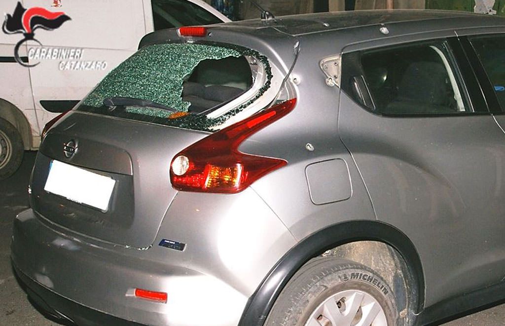 Sparò allo zio e al cugino a Belcastro, in carcere per tentato omicidio