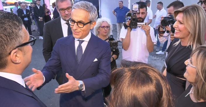 Il gruppo Bmw punta sulla Calabria. Lo showroom hi-tech prende vita a Campo Calabro – VIDEO