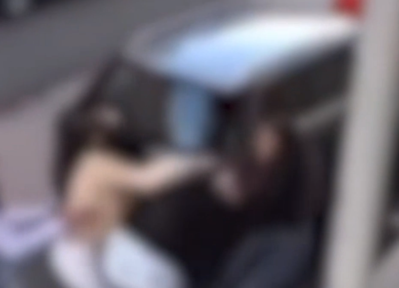 Violenza a Vibo, ragazza picchiata da un gruppo di coetanee