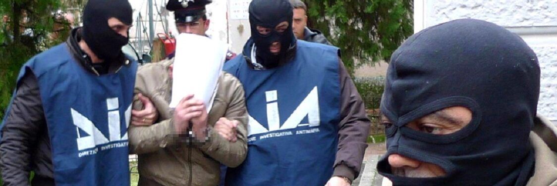 Piano fascista contro la magistratura, arrestate due persone