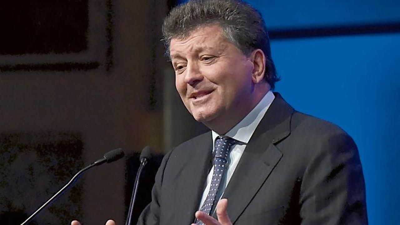 «Sfrenata ricerca di voti». Così l’ex assessore regionale Rosso avrebbe collaborato con i clan