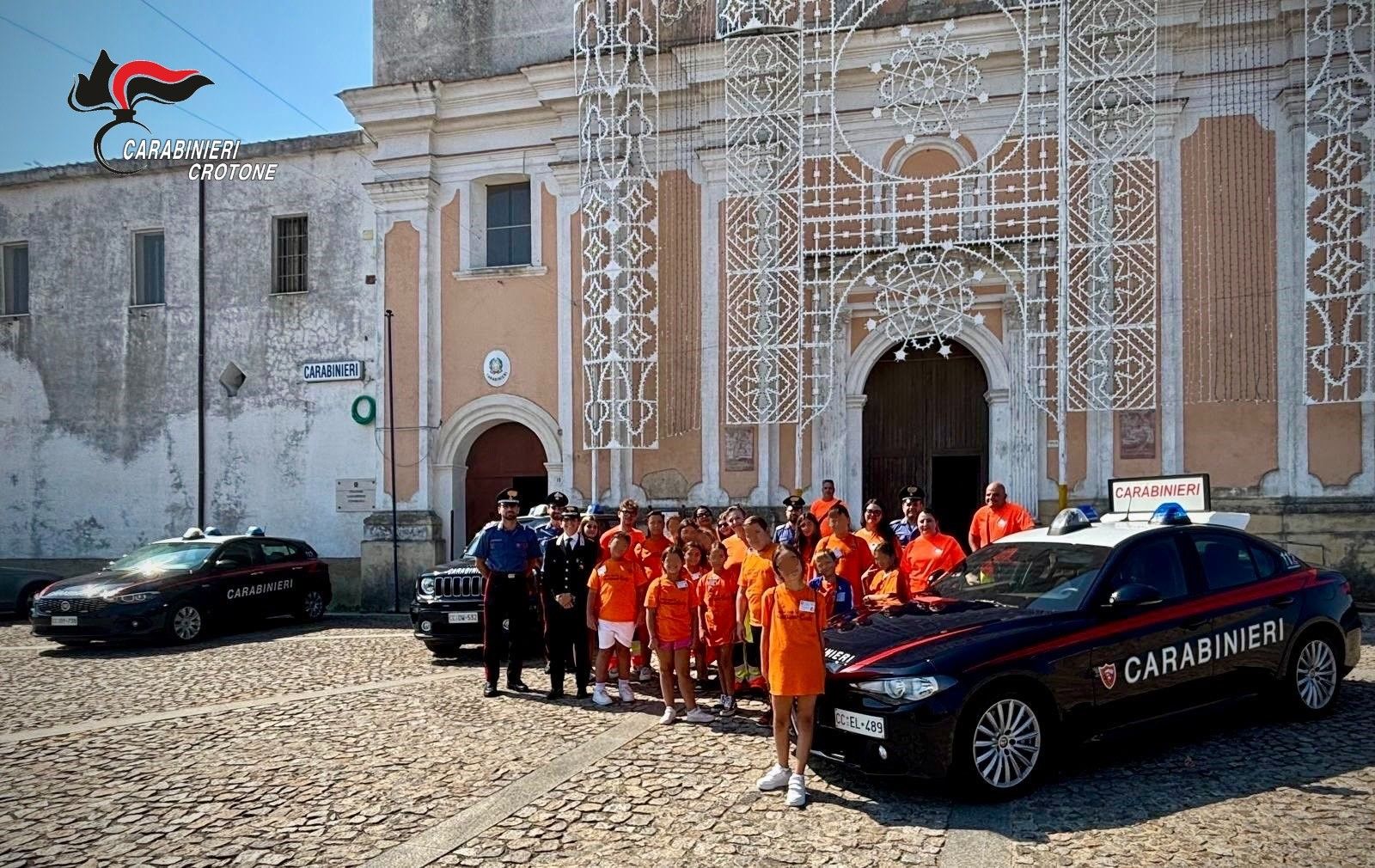 Strongoli, alla caserma dei Carabinieri il campo scuola della protezione civile