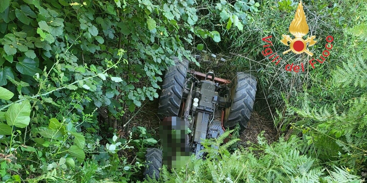 Si ribalta con il trattore e finisce in una scarpata, muore nelle campagne di Girifalco