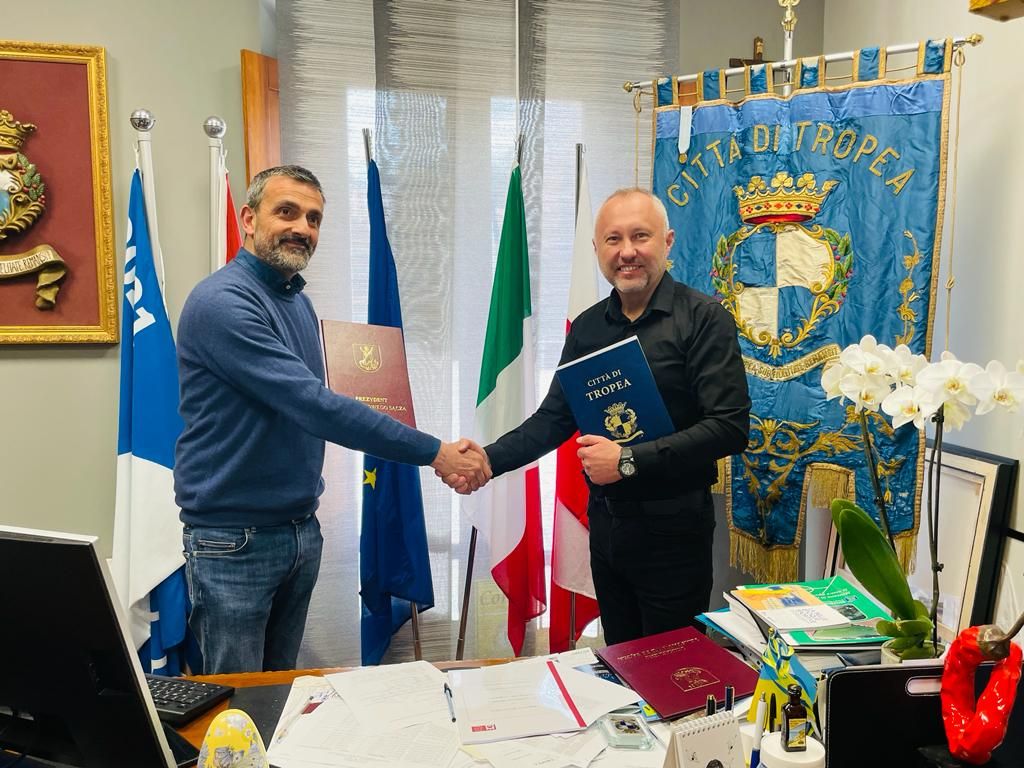 Tropea, firmato accordo di collaborazione con la città di Nowy Sącz