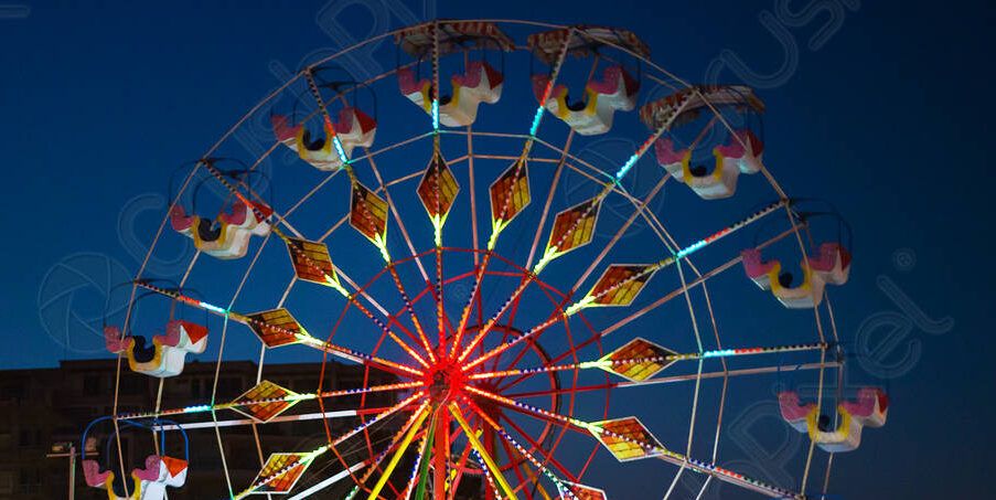 Paola, ragazza precipita da una giostra durante la festa per San Francesco: è in ospedale