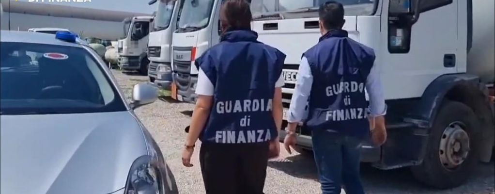 Frode sul GPL: sequestrate cinque autobotti