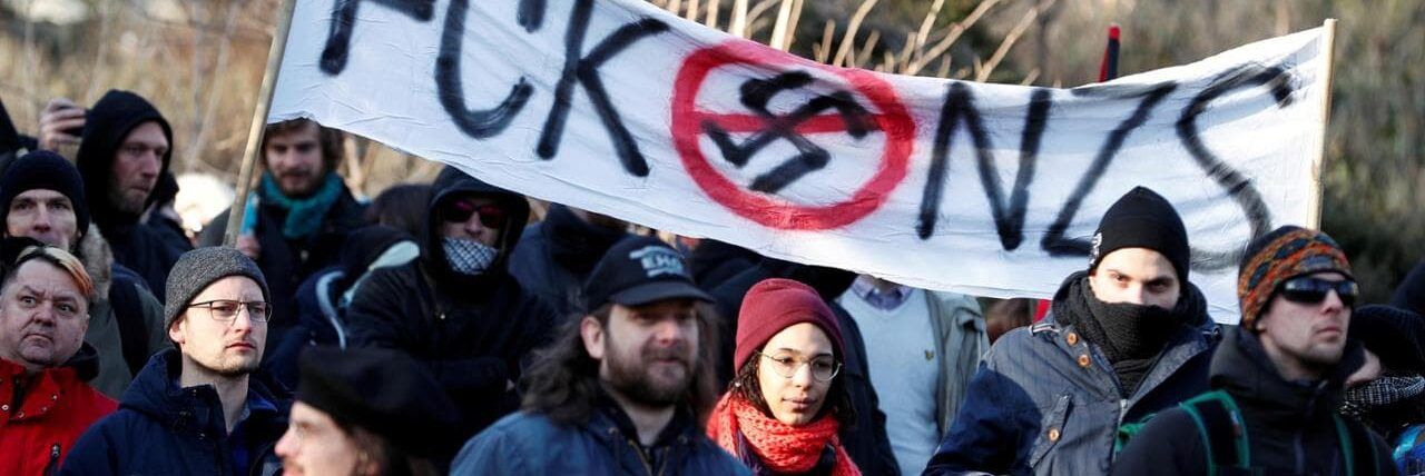 Avrebbe aggredito neonazisti a Budapest, italiana rischia 16 anni