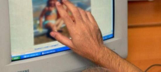 Pedopornografia dall'internet point, arrestato un 43enne