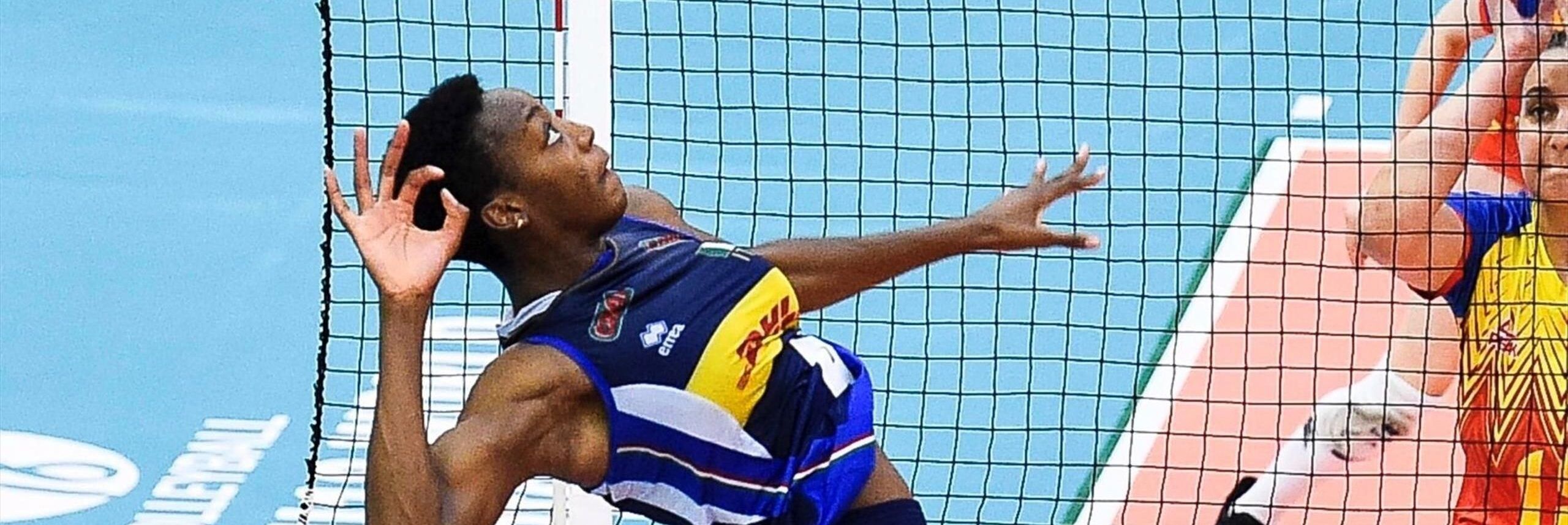 Dramma nella pallavolo, precipita dalla finestra Julia Ituma