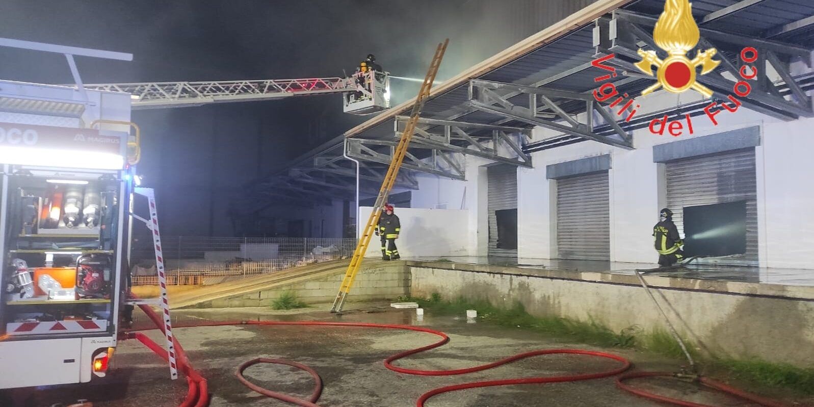 Incendio al deposito di Caraffa, scatta il processo immediato per due