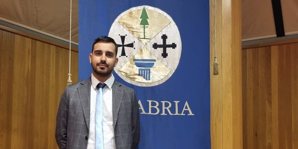 Sanità, Tavernise: «Siamo l’unica regione che non paga i medici specializzandi»