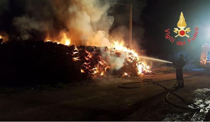 Catanzaro, massima allerta dopo l’incendio al cantiere della metro