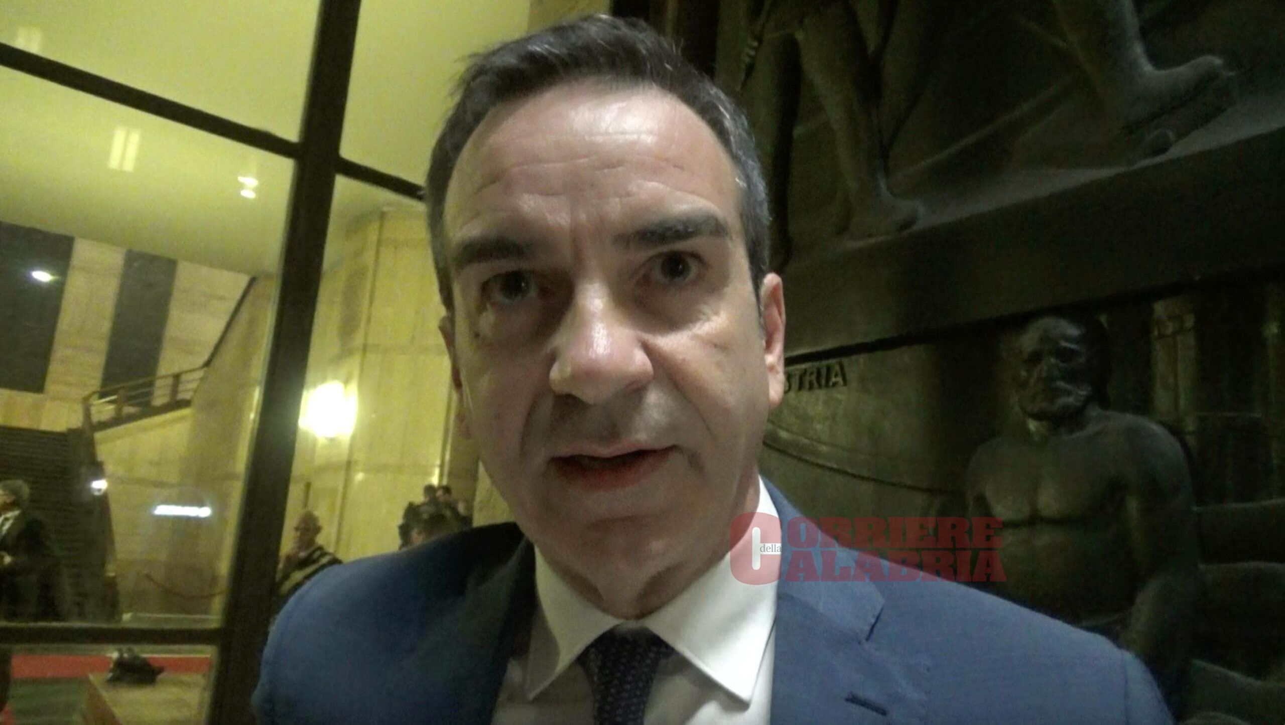 La vertenza Abramo Customer Care al Mimit, Occhiuto: «Ecco la soluzione per i mille dipendenti»