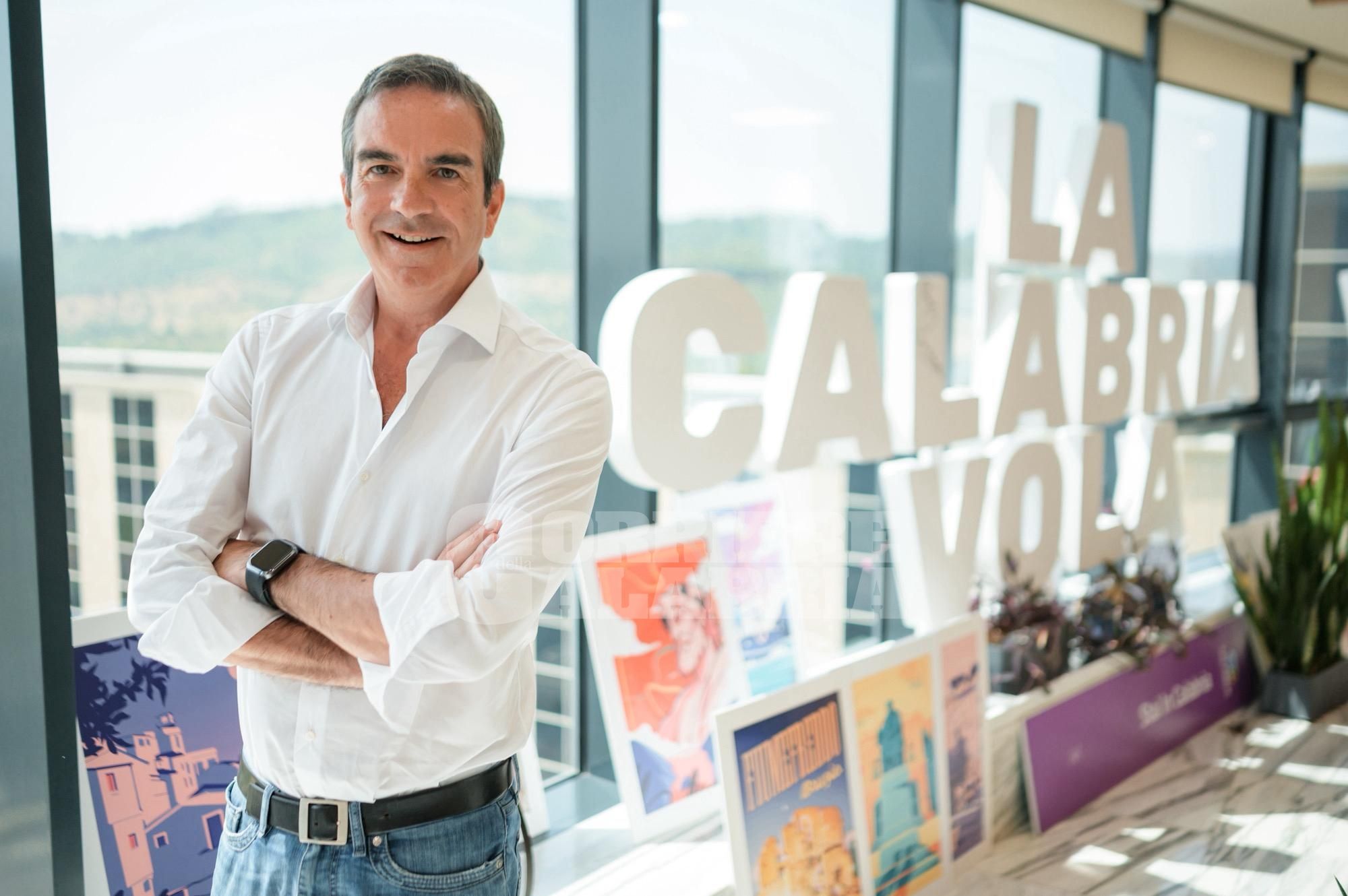 Occhiuto: il 23 settembre sveleremo 8 nuove rotte aeree da e per la Calabria