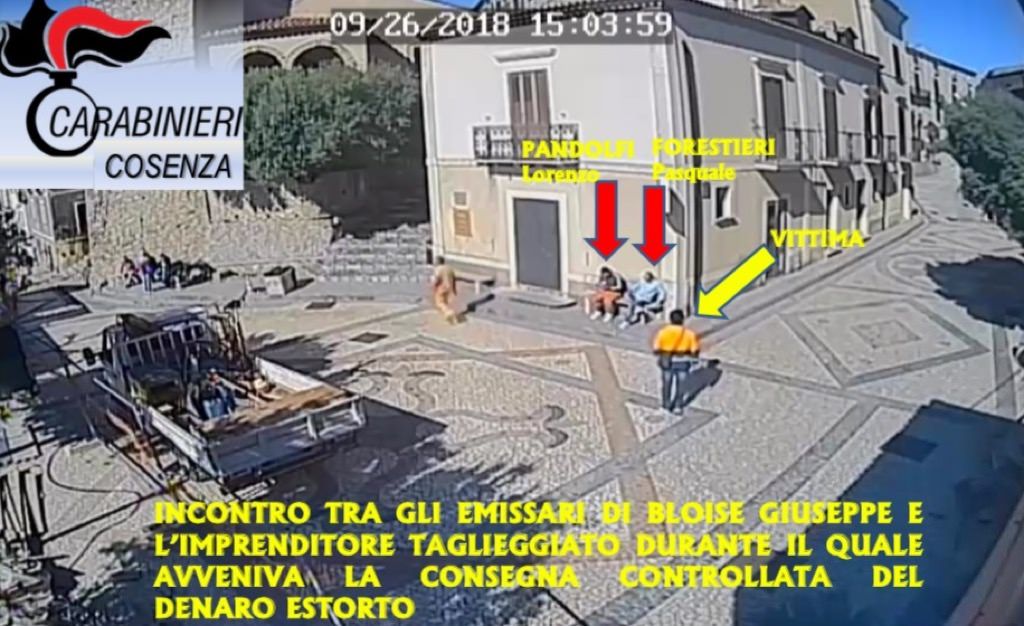 Estorsioni a Santa Domenica Talao, arrestato il “boss della montagna”