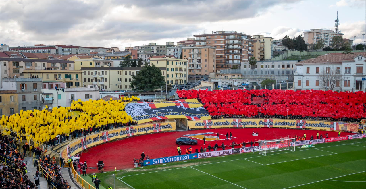 Catanzaro, 4 mila euro di multa dopo il derby contro il Cosenza