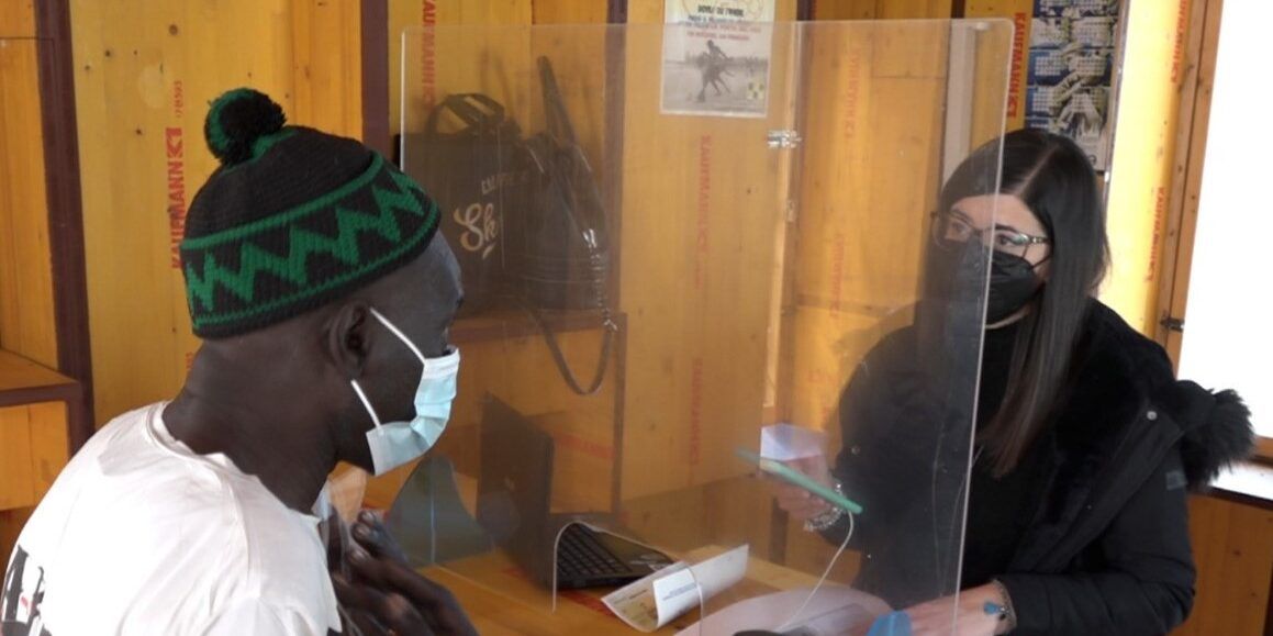 «Senza le donne non può esserci ripartenza». Crisi del lavoro e storie di “resistenza”