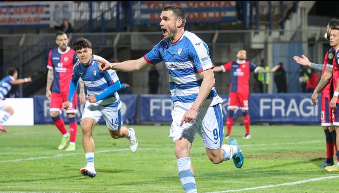 Cosenza, vicino l’annuncio di Giacomo Beretta