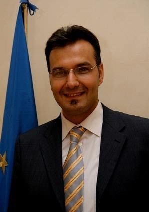 Rifiuti, emendamento di Dp per anticipare il termine della proroga