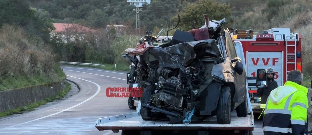 Le vite spezzate sulle strade calabresi. «Sulla 106 il maggior numero di decessi: in aumento nel 2024»