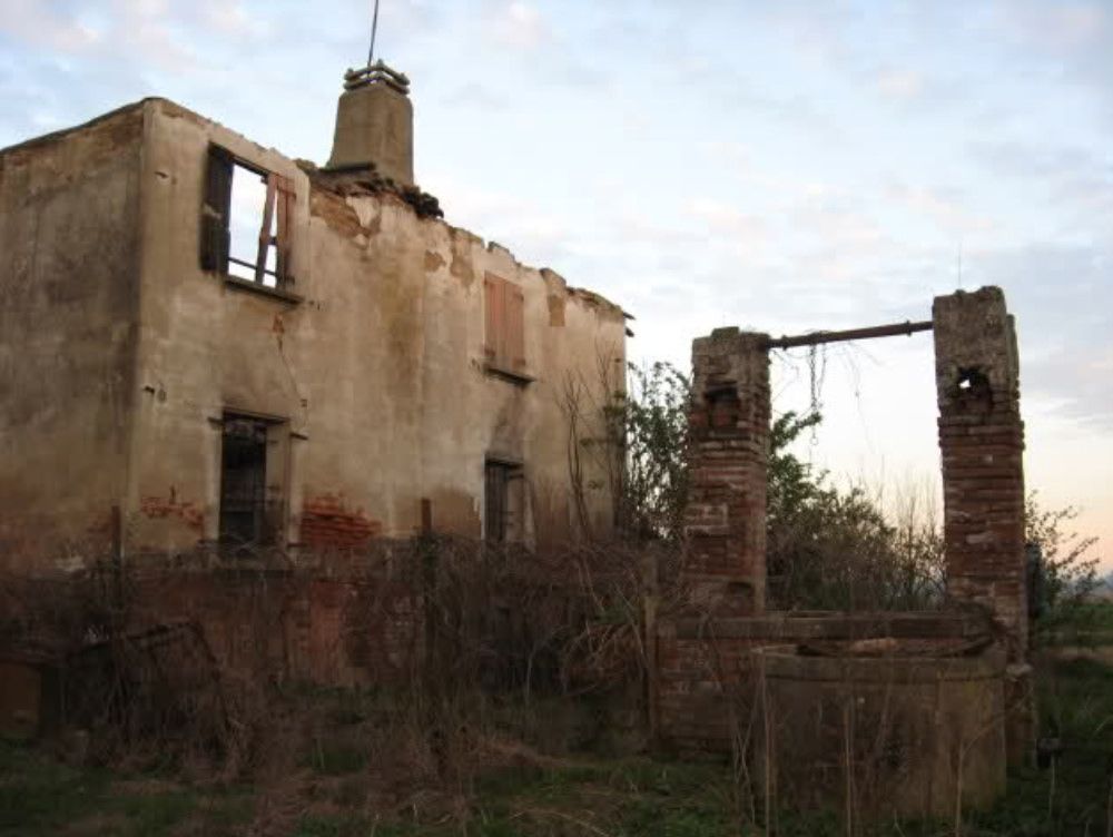 Trovato cadavere in un casolare a Cosenza