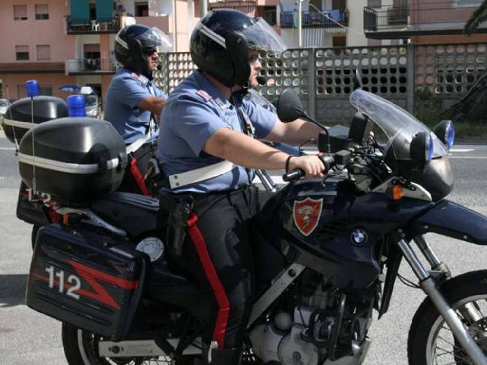 Caulonia, rapinarono in casa anziana: due arresti