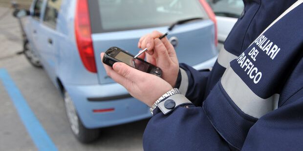 Multe, nel 2023 il comune di Reggio Calabria ha incassato 2,7 milioni di euro