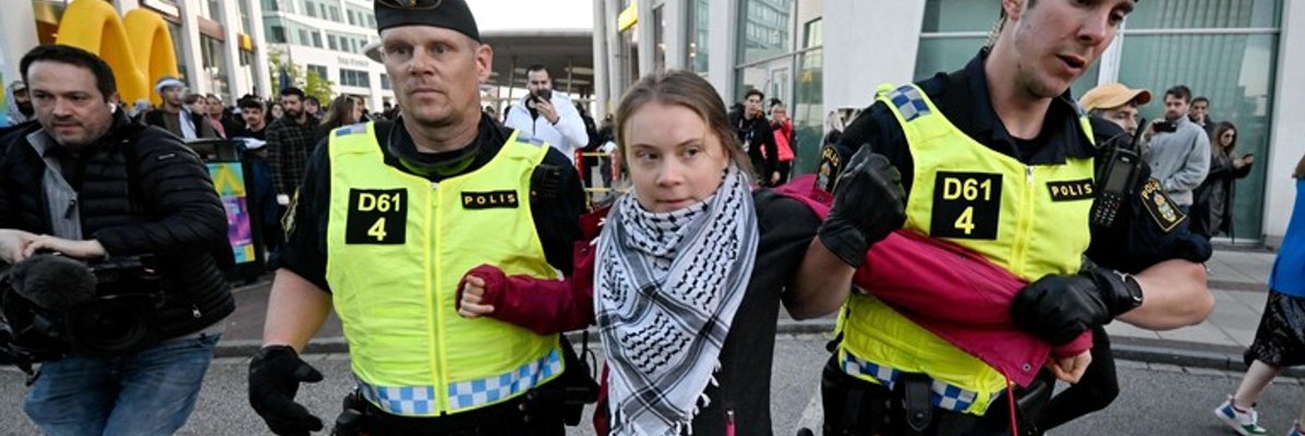 Greta Thunberg arrestata durante una protesta pro-Palestina