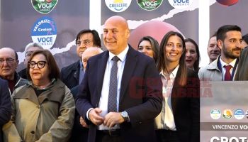 Crotone, Voce lancia la sfida per la riconferma tra continuità amministrativa e attacco agli avversari