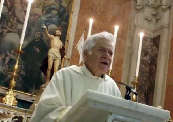 Frate trovato morto in canonica