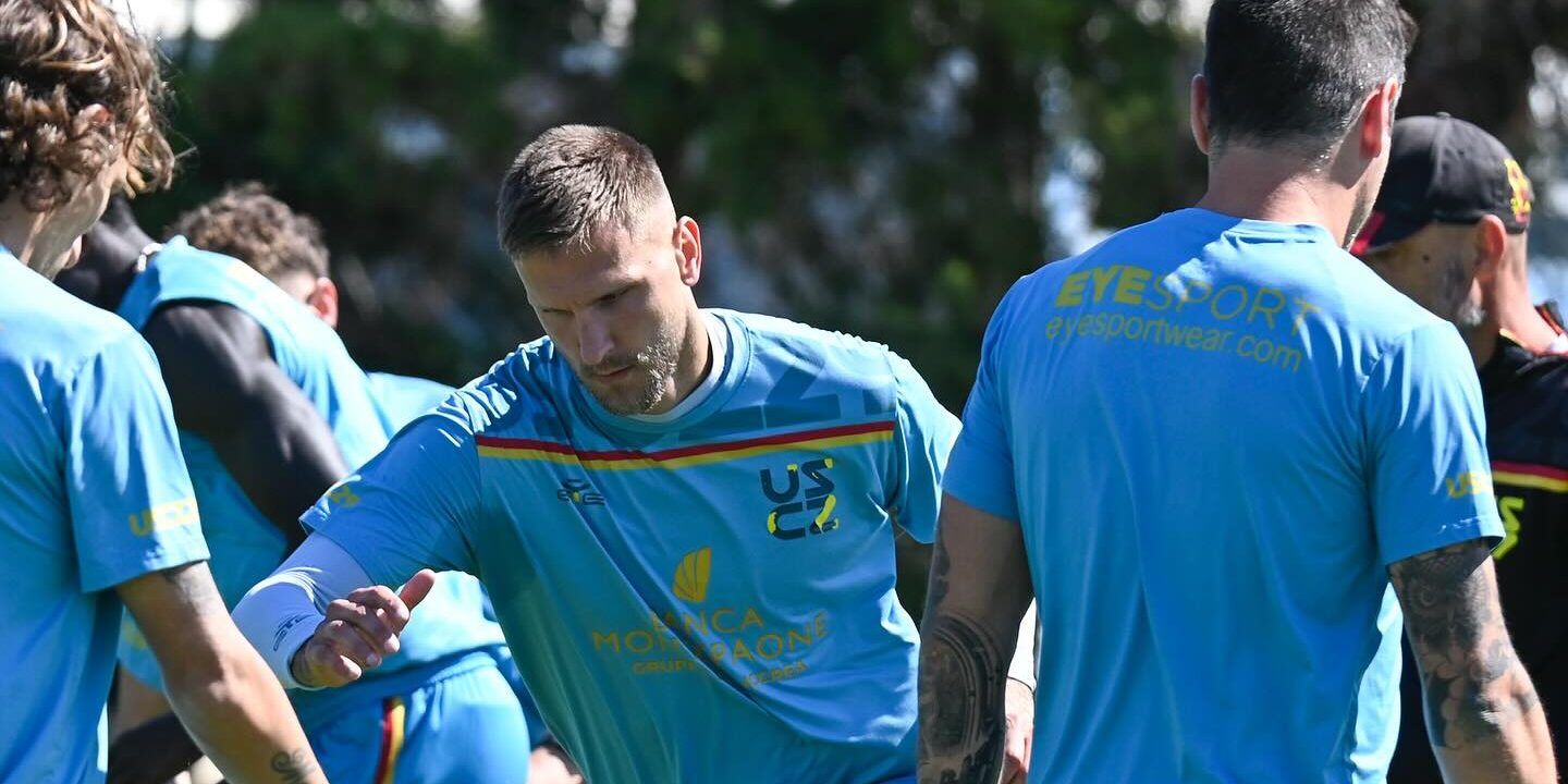 Catanzaro, obiettivo playoff:  sfida aperta alla Juve Stabia in diretta gratuita su Dazn